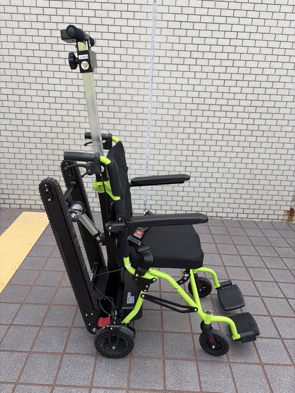 Newらく段 車椅子用昇降ユニット（JCH-W5S）側面